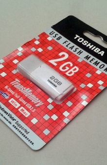 Flashdisk Toshiba 2gb